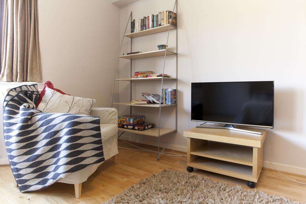 Tower Bridge Apartment Лондон Экстерьер фото